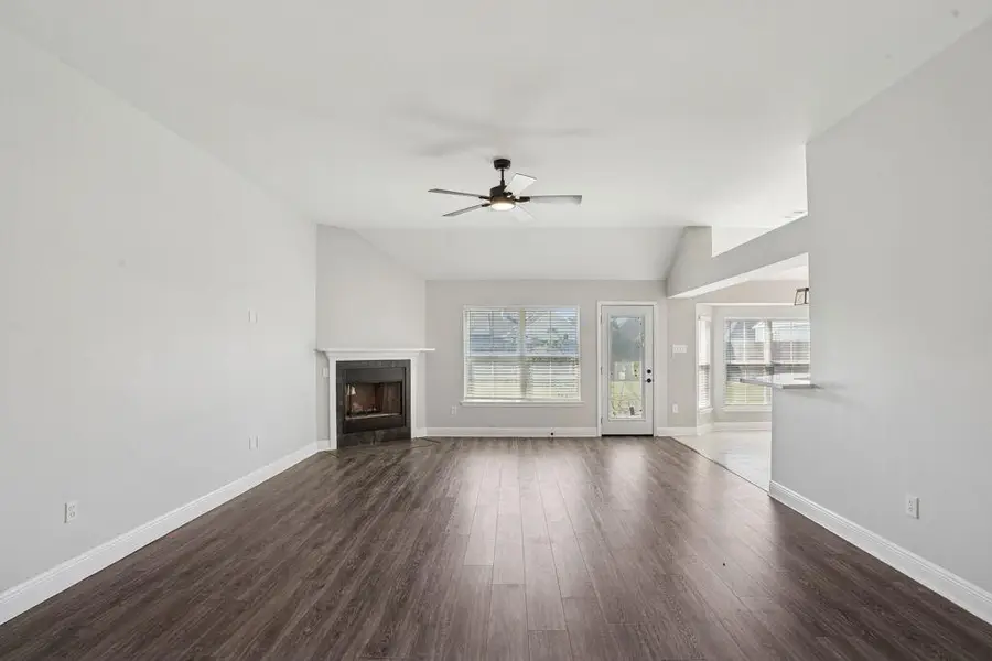 353 Oak Point Drive, Laplace, LA 70068 - Image #2