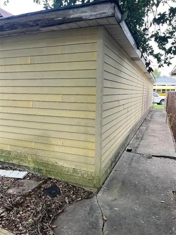 2421 Port Street, New Orleans, LA 70117 - Image #2