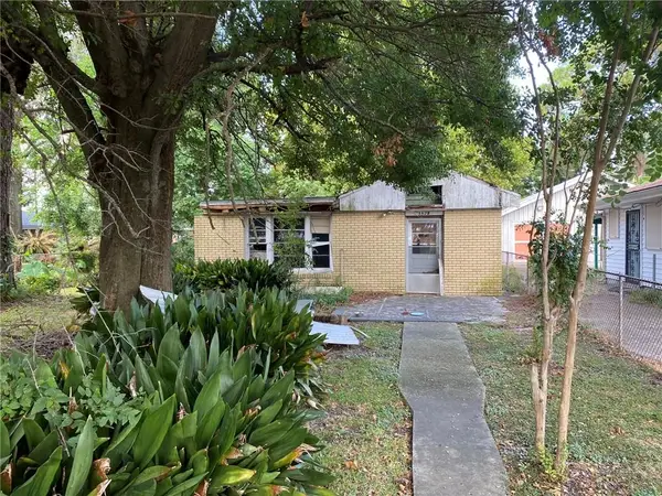 3522 Delille Street, Chalmette, LA 70043