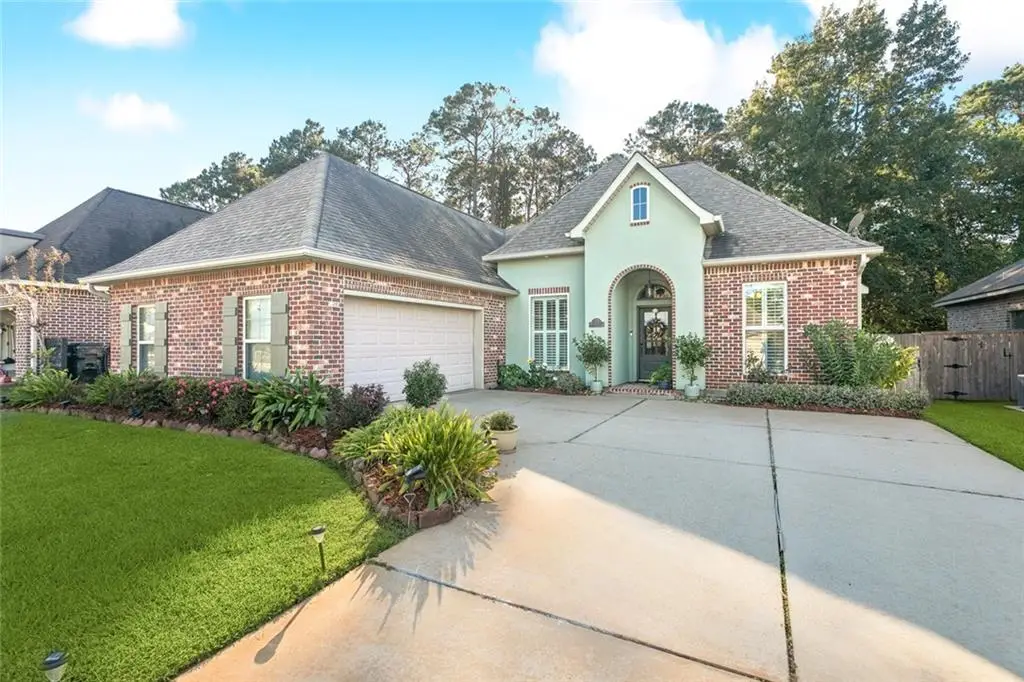 625 N Brown Trasher Loop, Madisonville, LA 70447 - Image #1