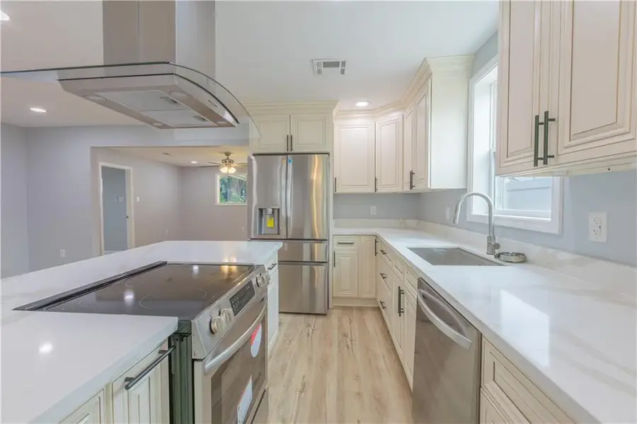 211 9th Street, Gretna, LA 70053 - #3