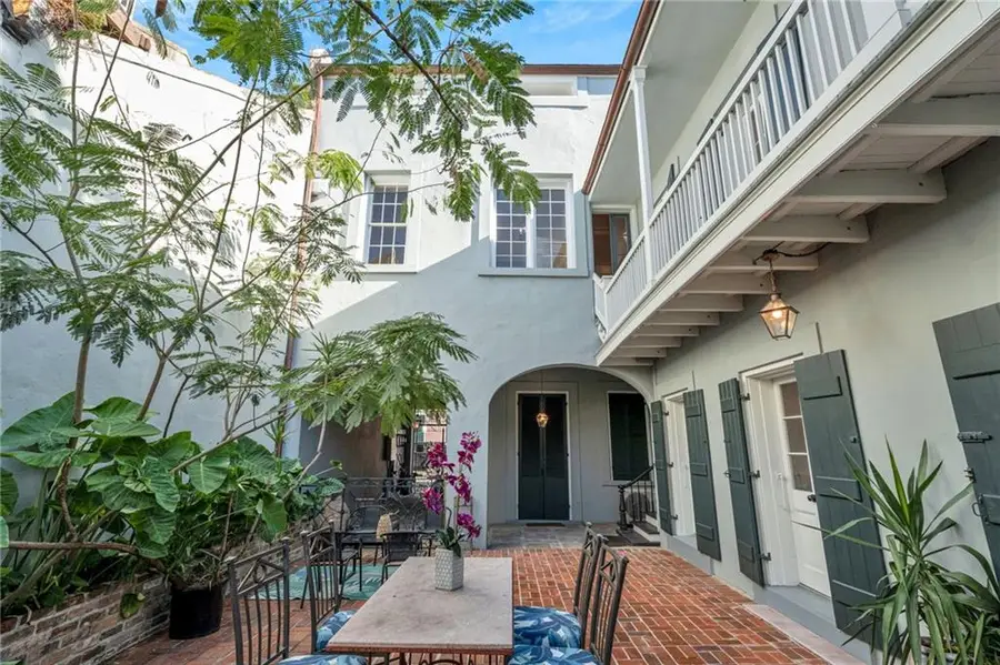 415 Burgundy Street #1B, New Orleans, LA 70112 - #2