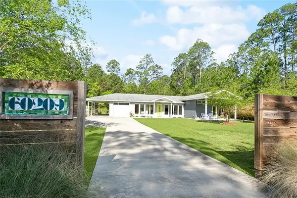 60209 Pine Drive, Lacombe, LA 70445