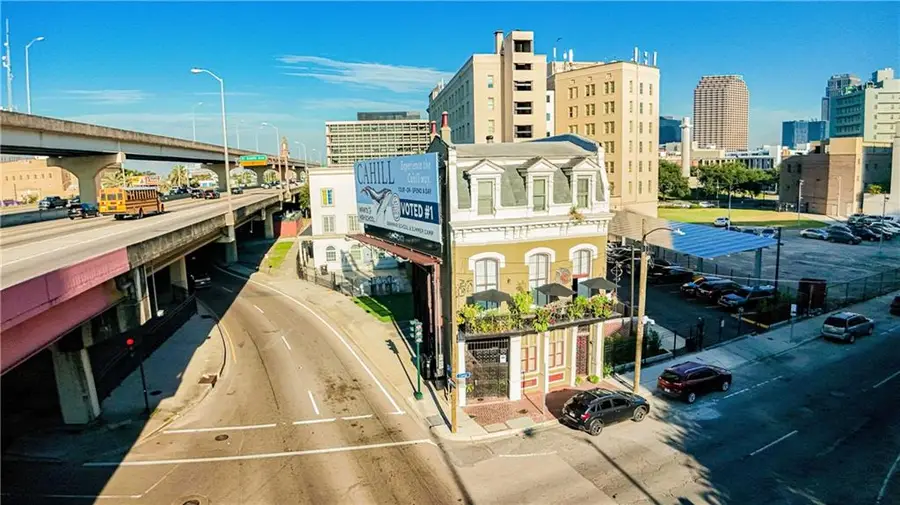 1061 Camp Street #E, New Orleans, LA 70130 - #2