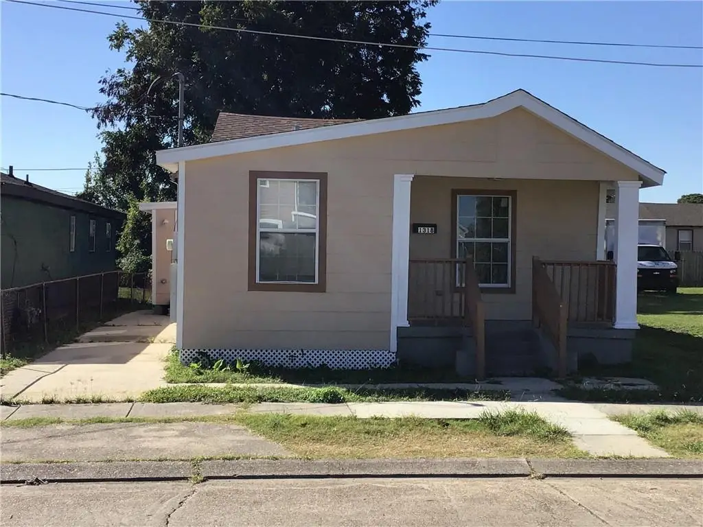 1318 Cook Street, Gretna, LA 70053 - Image #1