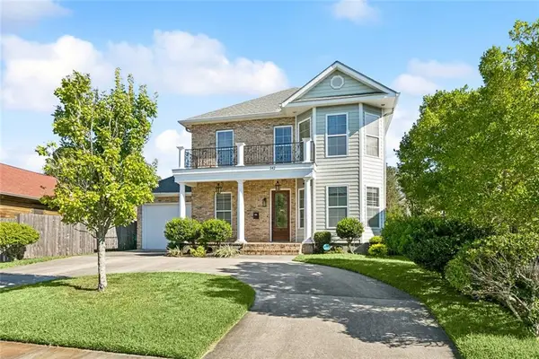 342 Edinburgh Street, Metairie, LA 70001