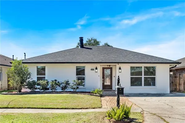 1608 N Woodlawn Avenue, Metairie, LA 70001