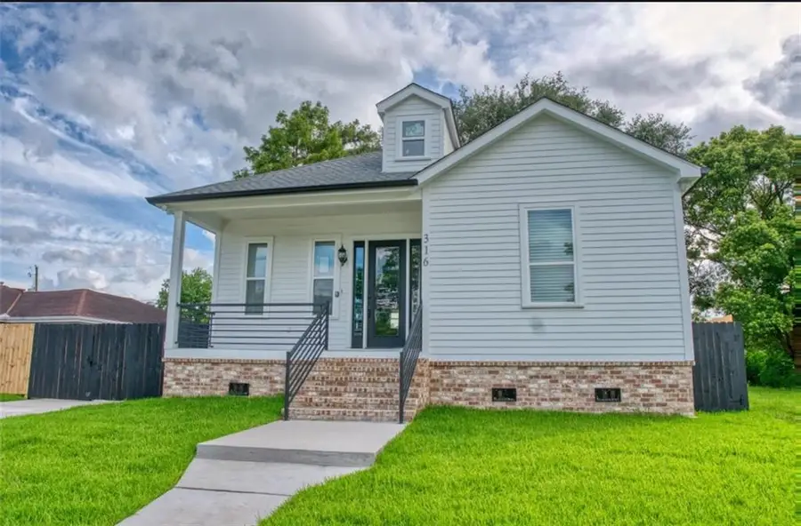 316 Livinsgton Avenue, Arabi, LA 70032 - Image #2