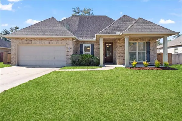 408 Del Sol Court, Covington, LA 70433