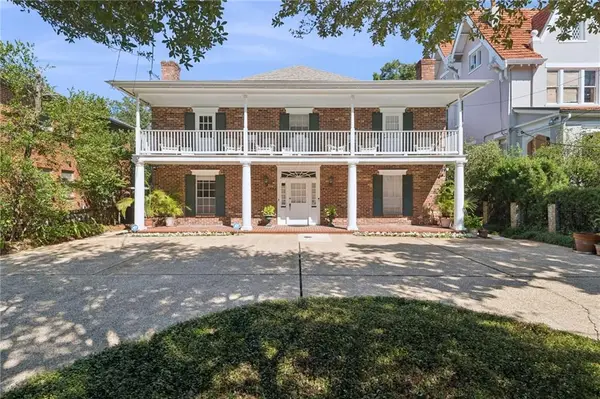 7437-39 St Charles Avenue, New Orleans, LA 70118