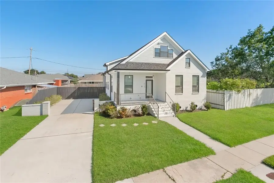 213 Bear Drive, Arabi, LA 70032 - #2