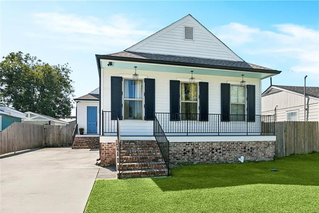 7216 Claiborne Court, Arabi, LA 70032 - Image #1