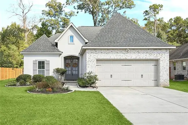 1057 Fox Sparrow Loop, Madisonville, LA 70447