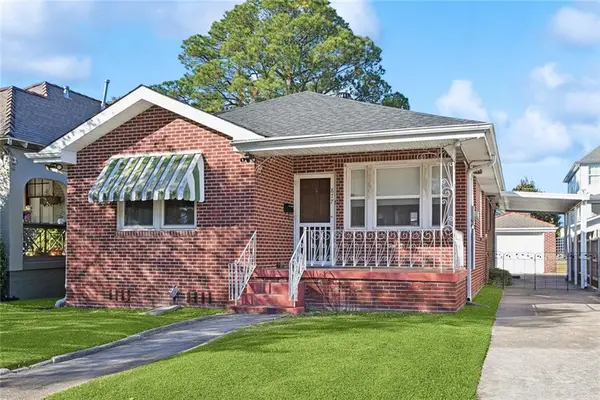 877 Pontalba Street, New Orleans, LA 70124