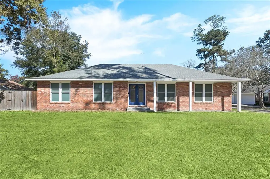 208 Country Club Boulevard, Slidell, LA 70458 - #1