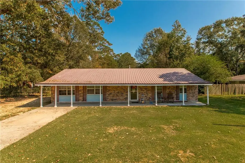 1906 S Dogwood Drive, Bogalusa, LA 70427 - Image #1