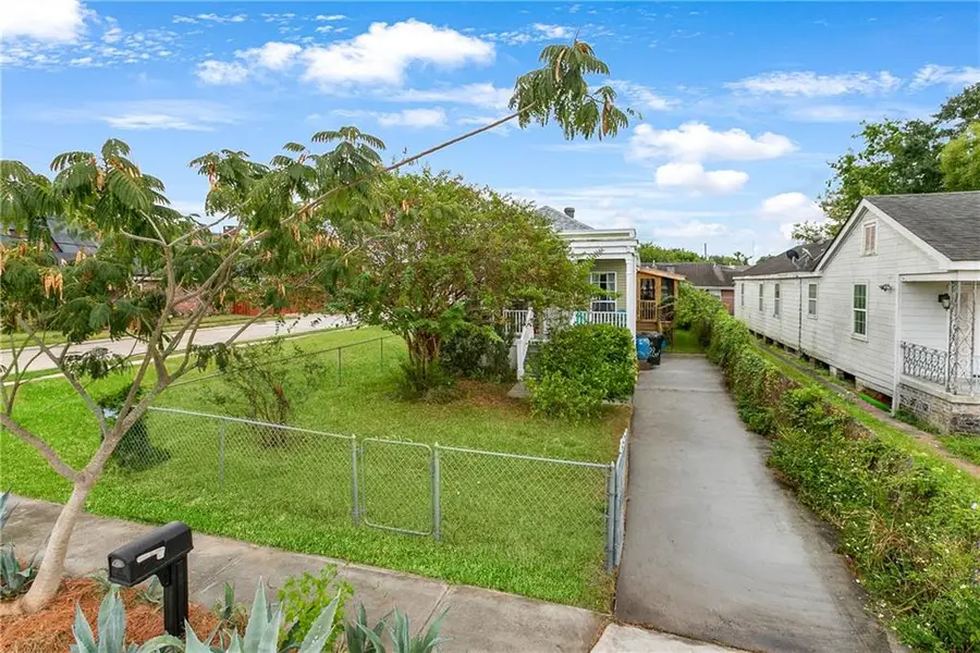 4433 Allen Street, New Orleans, LA 70122 - #2