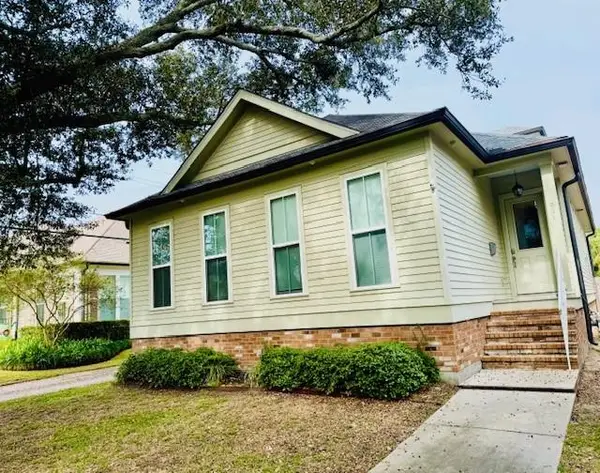 921 French Street, New Orleans, LA 70124