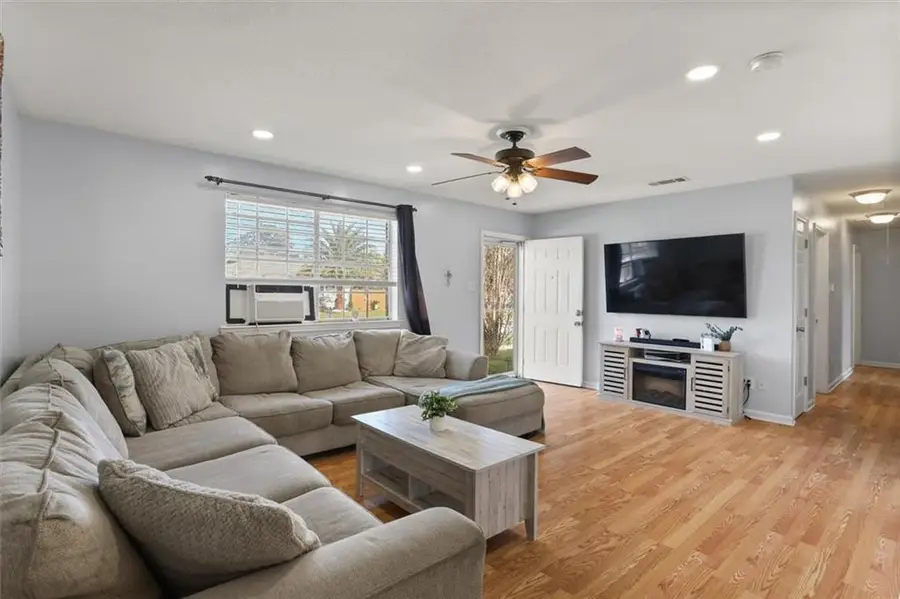 361 W Louisiana State Street, Kenner, LA 70065 - #2