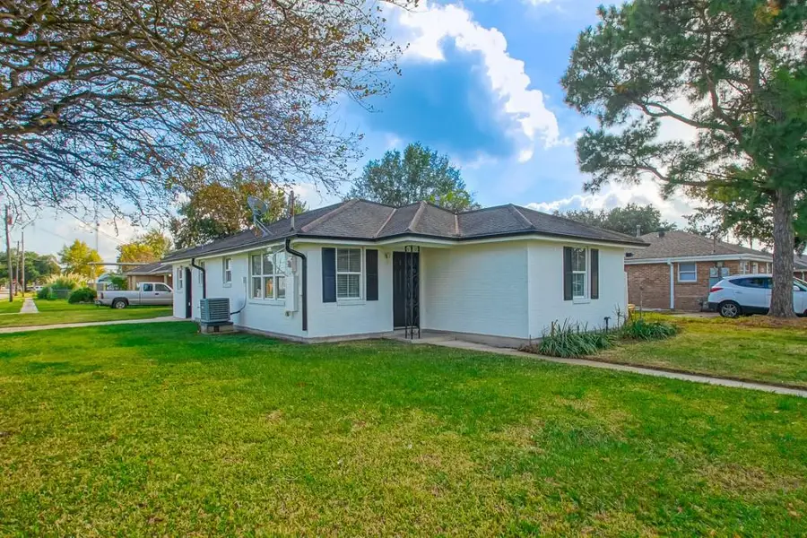 3421 Delille Street, Chalmette, LA 70043 - Image #2