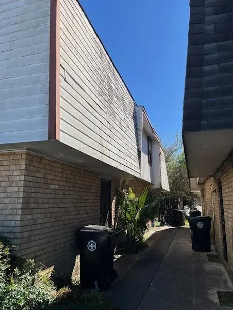 10686 Lincoln Beach Boulevard, New Orleans, LA 70127 - Image #2