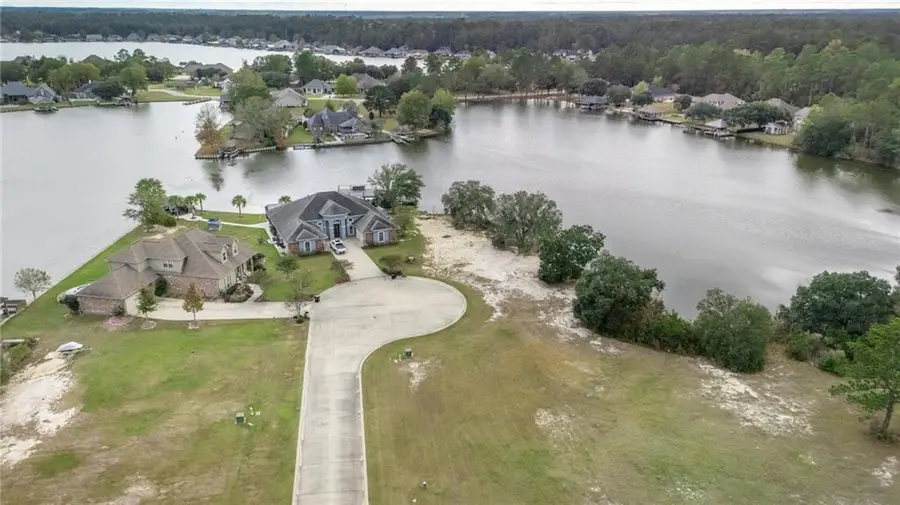 709 Northlake Drive, Covington, LA 70435 - #2