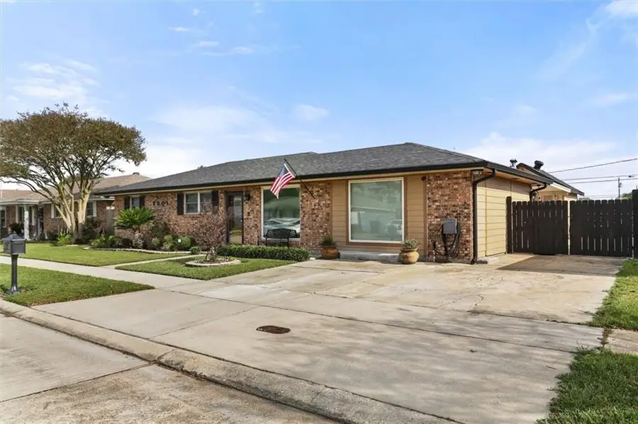 2901 Blanchard Drive, Chalmette, LA 70043 - Image #2