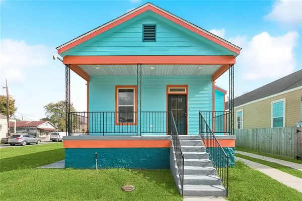 1435 Lesseps Street, New Orleans, LA 70117