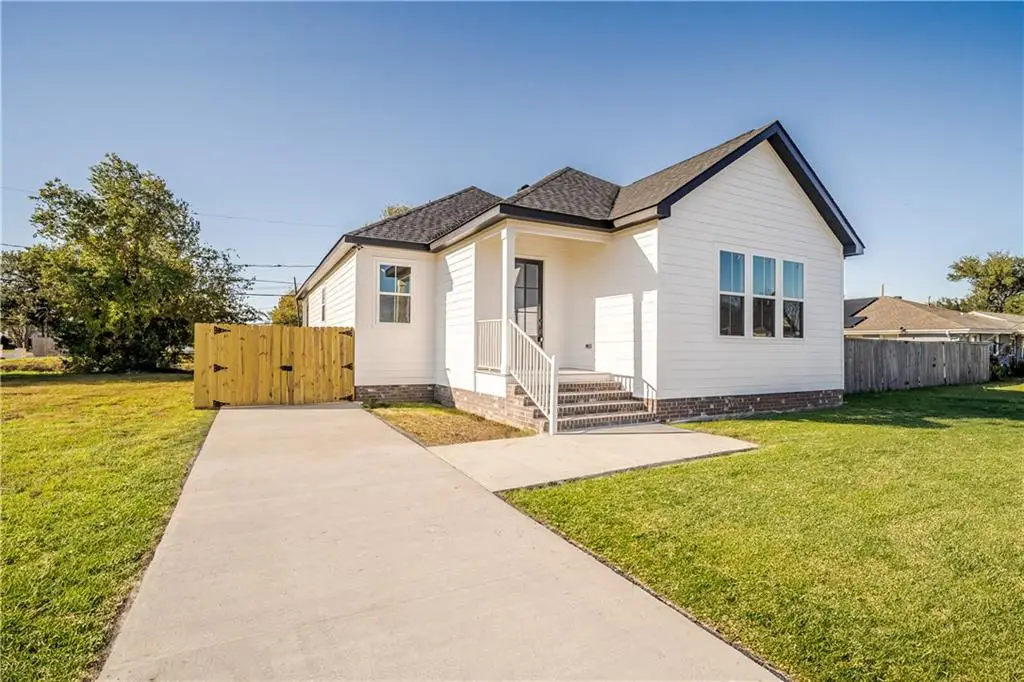 1702 Schnell Drive, Arabi, LA 70032 - Image #1