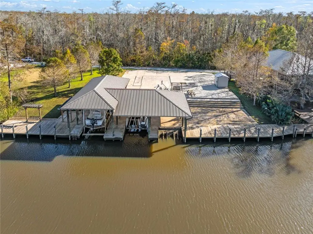 20905 Henry Road, Springfield, LA 70462 - Image #1