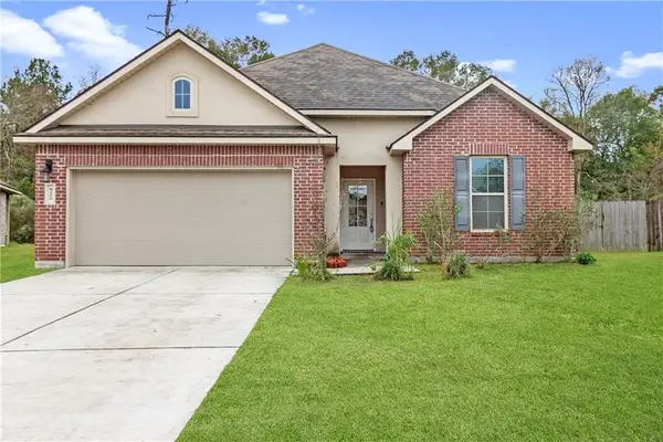 8200 Fairlane Drive, Denham Springs, LA 70726