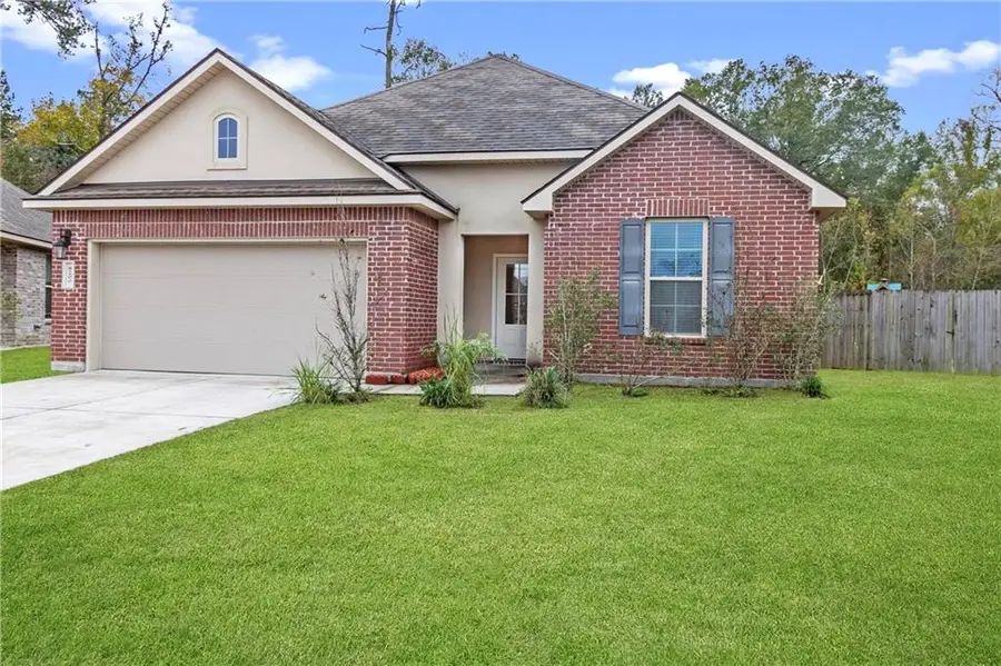 8200 Fairlane Drive, Denham Springs, LA 70726 - Image #2