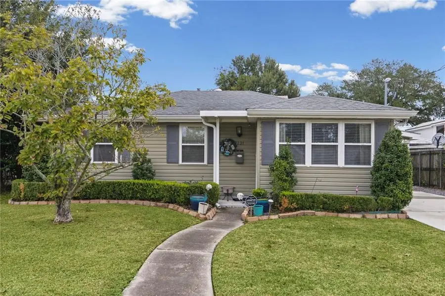 1121 Evergreen Drive, Gretna, LA 70053 - Image #2