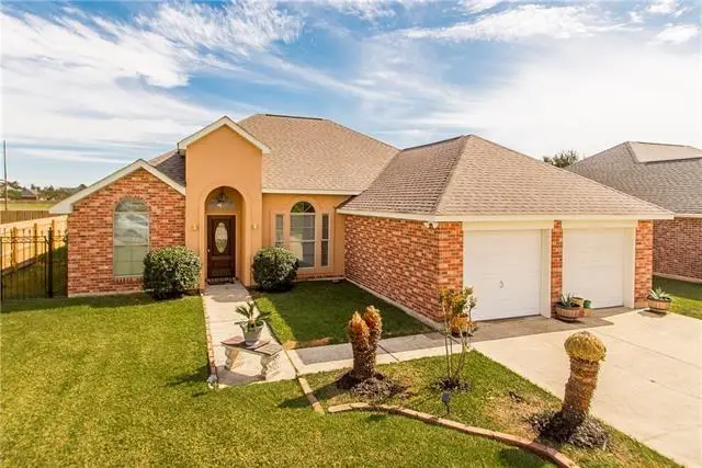 28 Tuscany Drive, Laplace, LA 70068 - Image #1