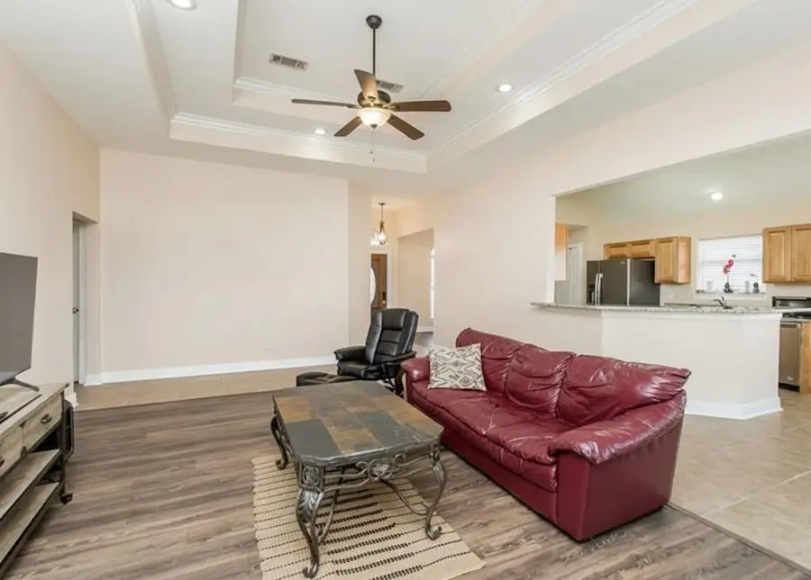 28 Tuscany Drive, Laplace, LA 70068 - Image #3