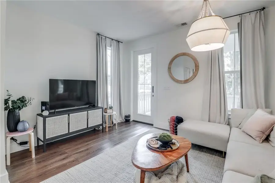 2207 Government Street #20, Ocean Springs, MS 39564 - Image #3