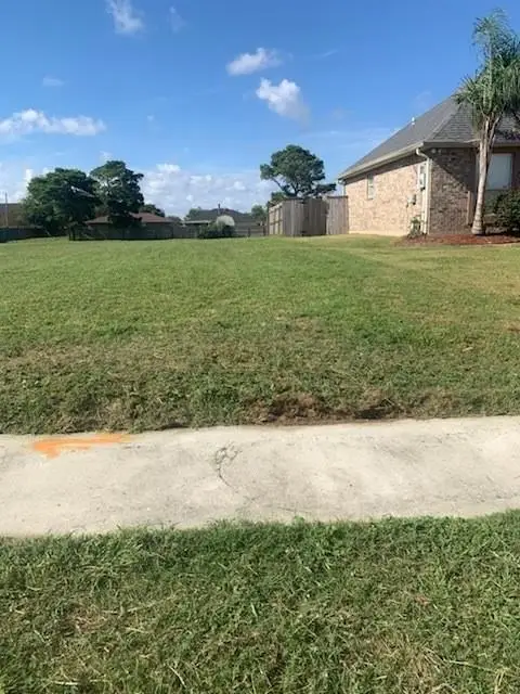 7120 Chatelain Drive, New Orleans, LA 70128 - Image #3