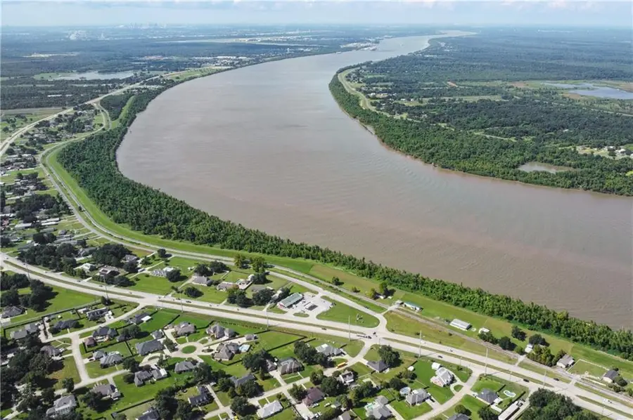 12853-A1 Hwy 23 Highway, Belle Chasse, LA 70037 - #3