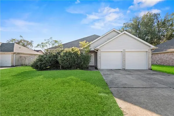 2205 Greenwood Drive, Laplace, LA 70068