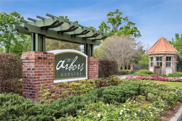 40 Arbor Lane, New Orleans, LA 70131