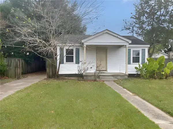 9 Old Hickory Street, Chalmette, LA 70043