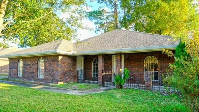 503 Criswell Court, Laplace, LA 70068 - Image #1