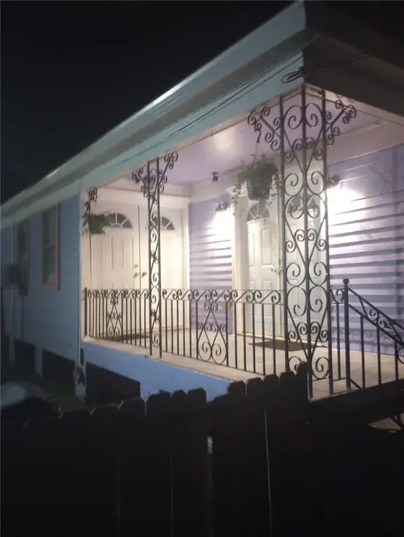 5546-B Pasteur Boulevard, New Orleans, LA 70122