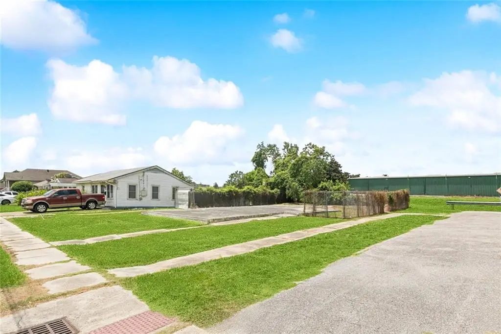 3200 Hero Drive, Gretna, LA 70053 - #1