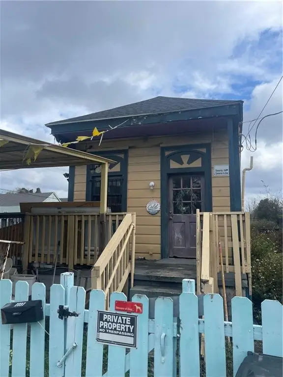 2037 Elysian Fields Avenue, New Orleans, LA 70117