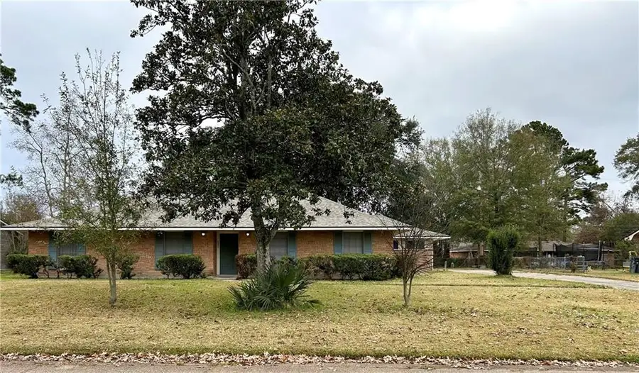 10021 E Tampa Drive, Baton Rouge, LA 70815 - #2