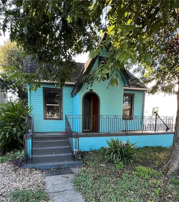 1028-30 Tricou Street, New Orleans, LA 70117