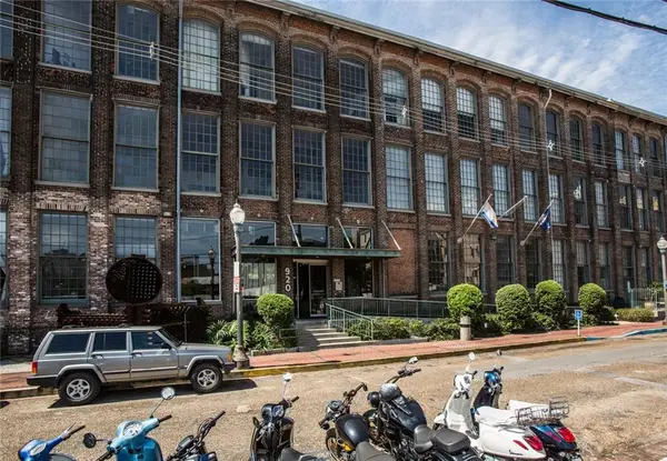 920 Poeyfarre Street #234, New Orleans, LA 70130