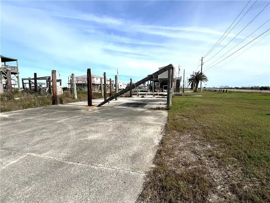 106 Rush Lane, Grand Isle, LA 70358 - Image #2