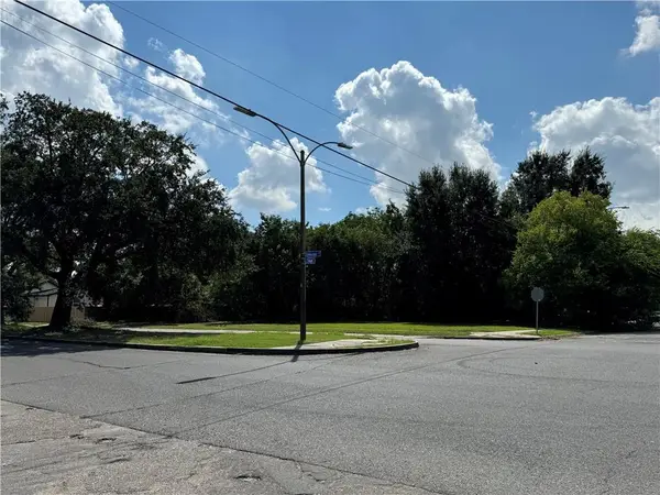 704 Thayer Street, New Orleans, LA 70114